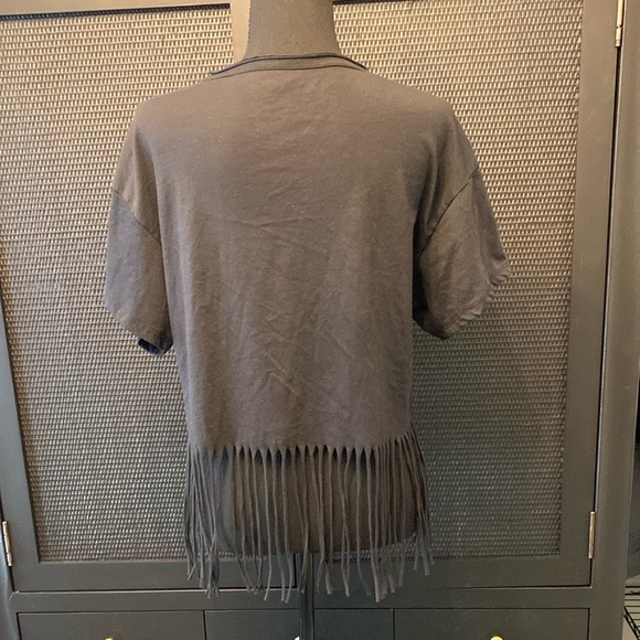 Pink Floyd Black Crop Top with Unique Fringe and Graphic Design - Picture 4 of 6